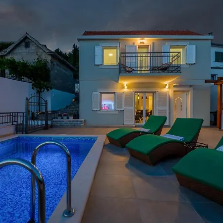 Holiday home House Isa Primosten