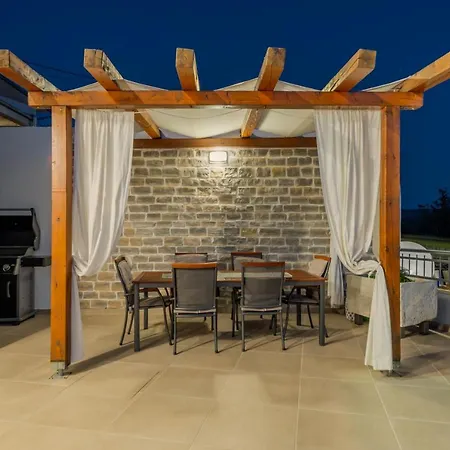 Holiday home House Isa