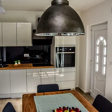 Holiday home House Isa Primosten