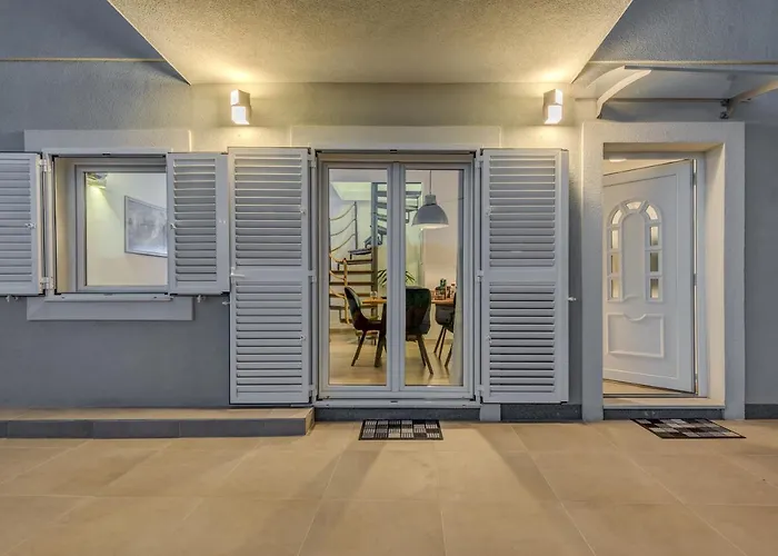 House Isa Дом отдыха Примоштен