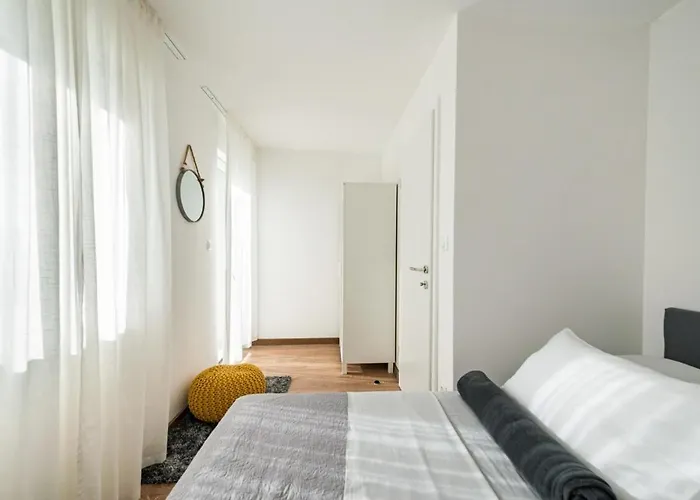 House Isa * 프리모스턴