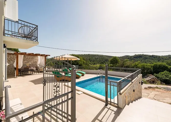 House Isa * 프리모스턴