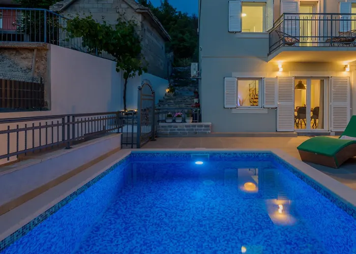 House Isa * 프리모스턴